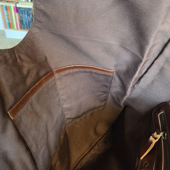 Brown and White Leather Purse - Picture 5 of 8